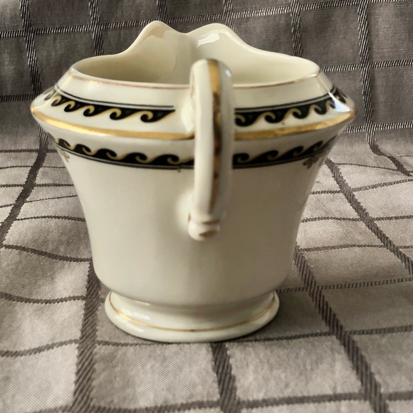 Syracuse China Athena Creamer - Picture 4 of 14